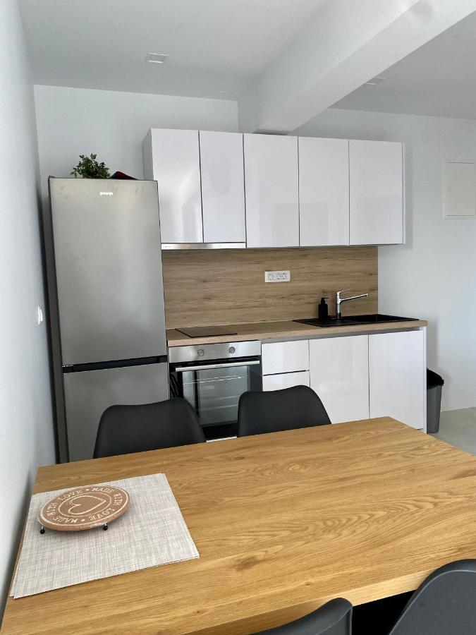 Zen Residence Брист Екстериор снимка