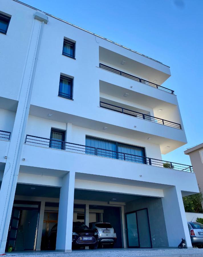 Zen Residence Брист Екстериор снимка
