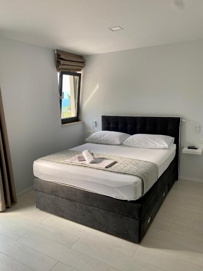 Zen Residence Брист Екстериор снимка